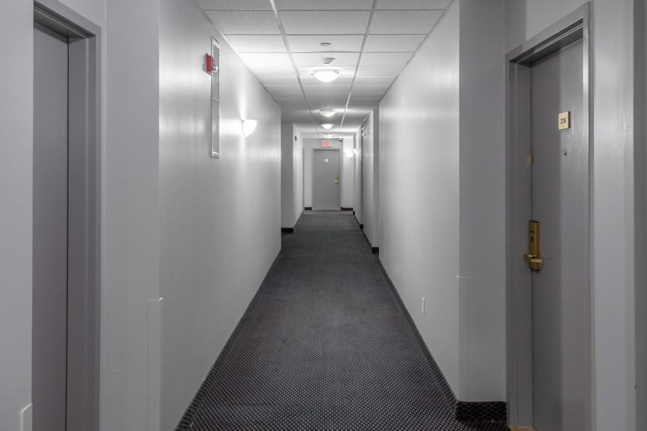 Days Inn By Wyndham Hamilton - Downtown 外观 照片
