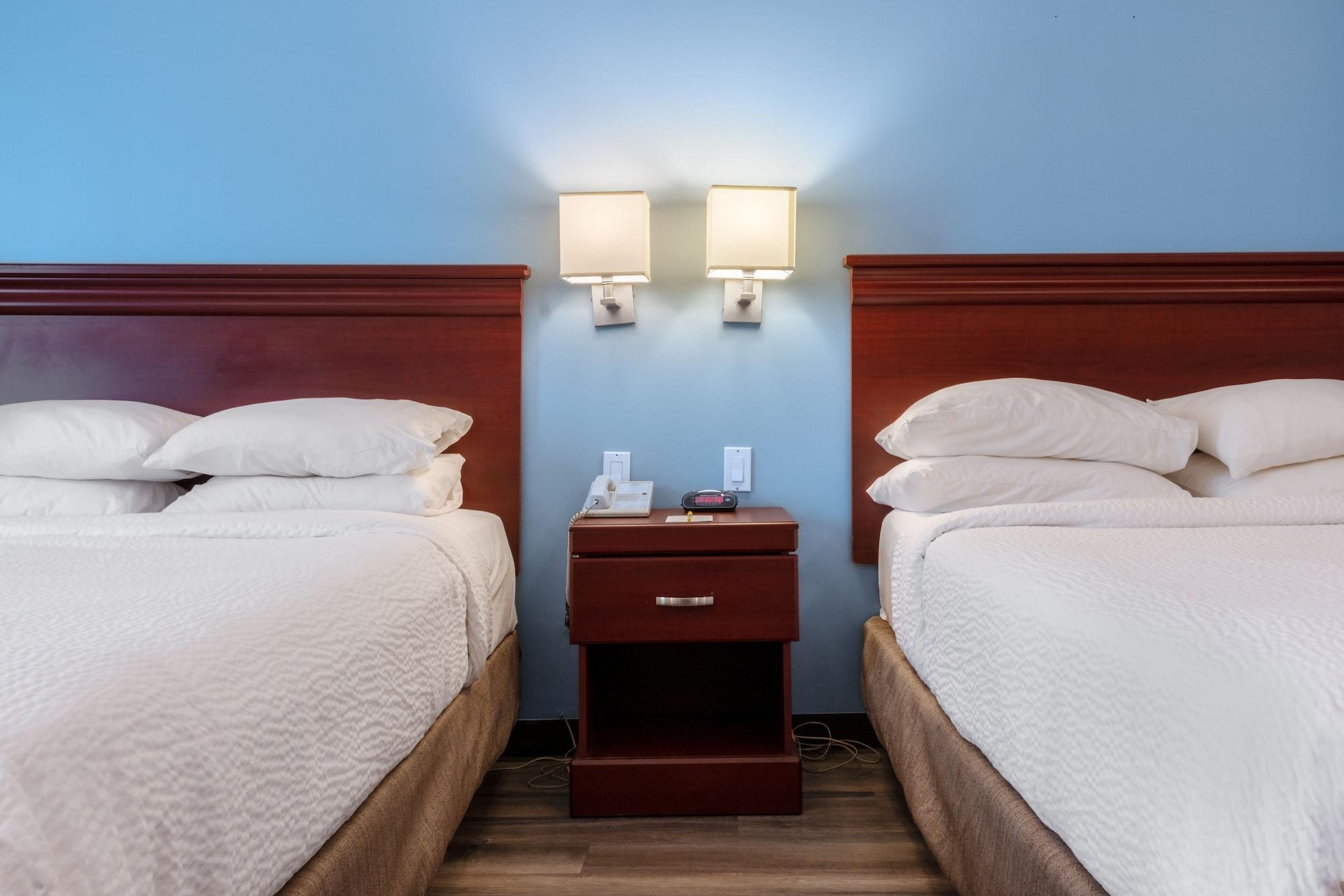 Days Inn By Wyndham Hamilton - Downtown 外观 照片