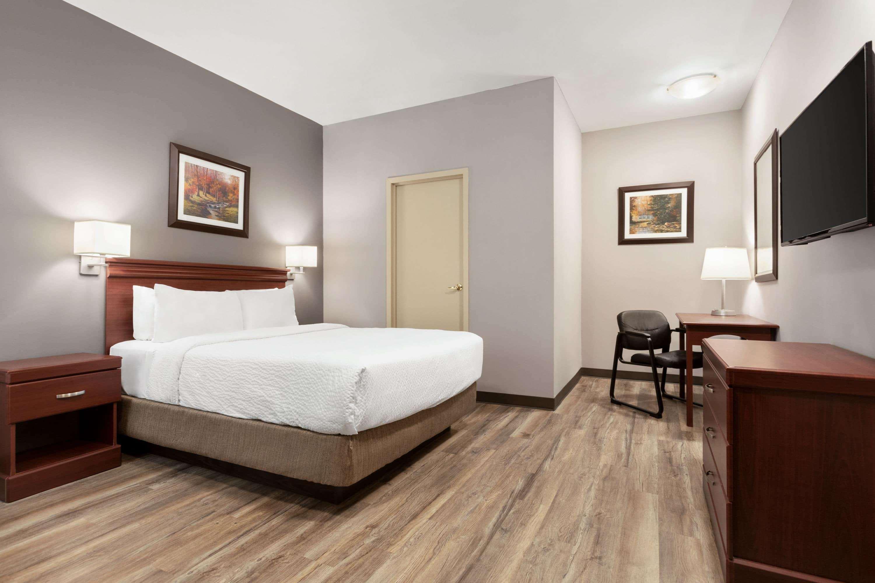 Days Inn By Wyndham Hamilton - Downtown 外观 照片